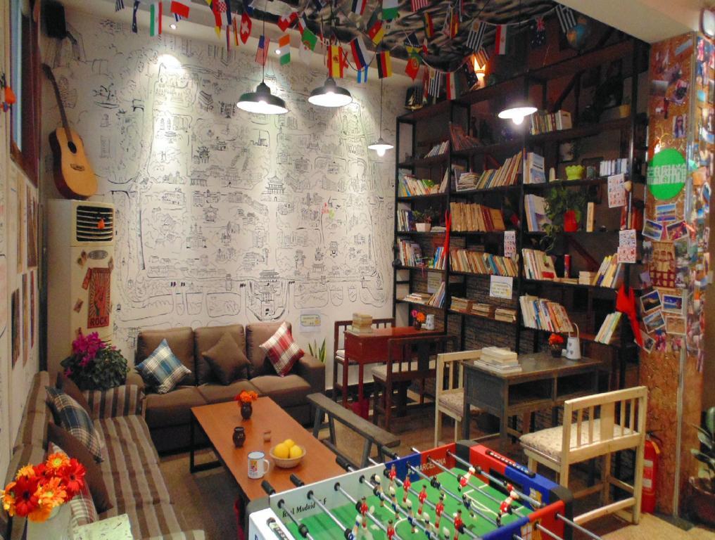 Hua Qiu Ku Youth Hostel East Street Branch Сиань Экстерьер фото